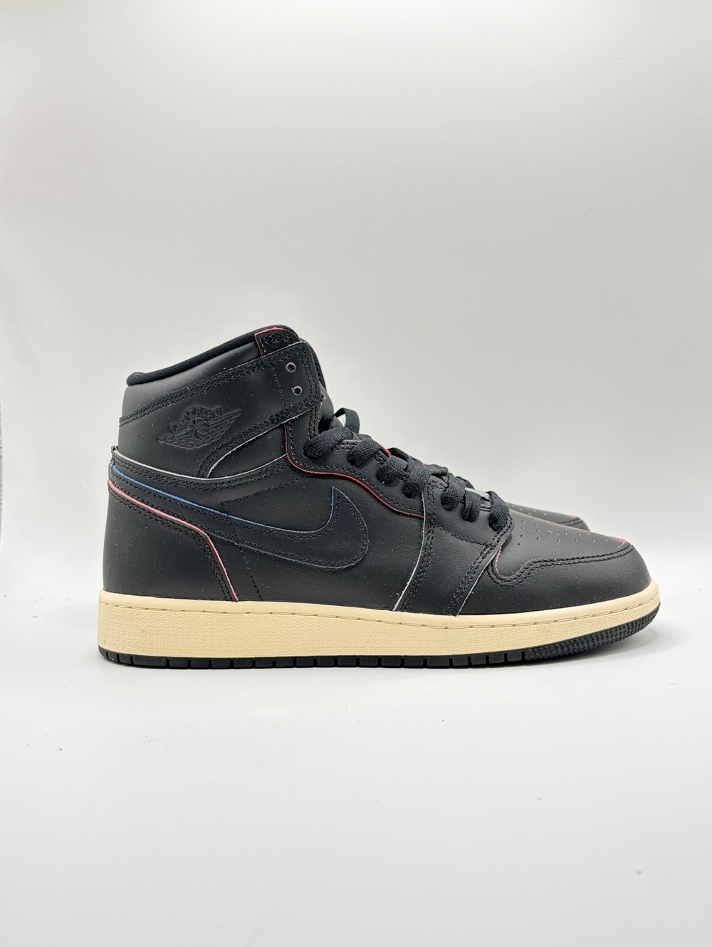 Air Jordan 1 Retro High self-expression OG GS Black/Black 6Y/8.5W